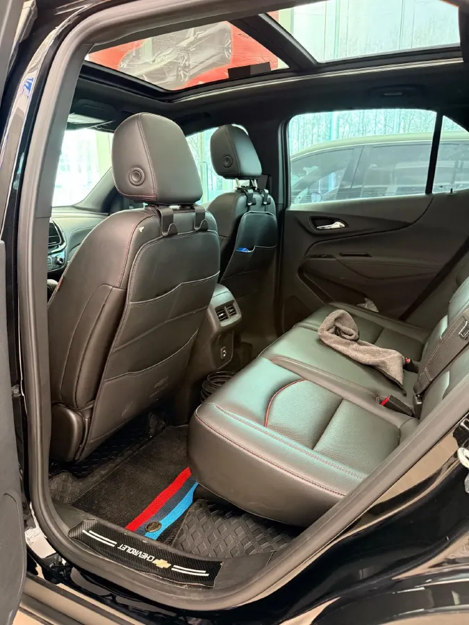 2023 Chevrolet Equinox 2.0T 237HP L4 9AT,autocango,china used car exporter,china ev exporter,chinese used car exporter,chinese used ev exporter