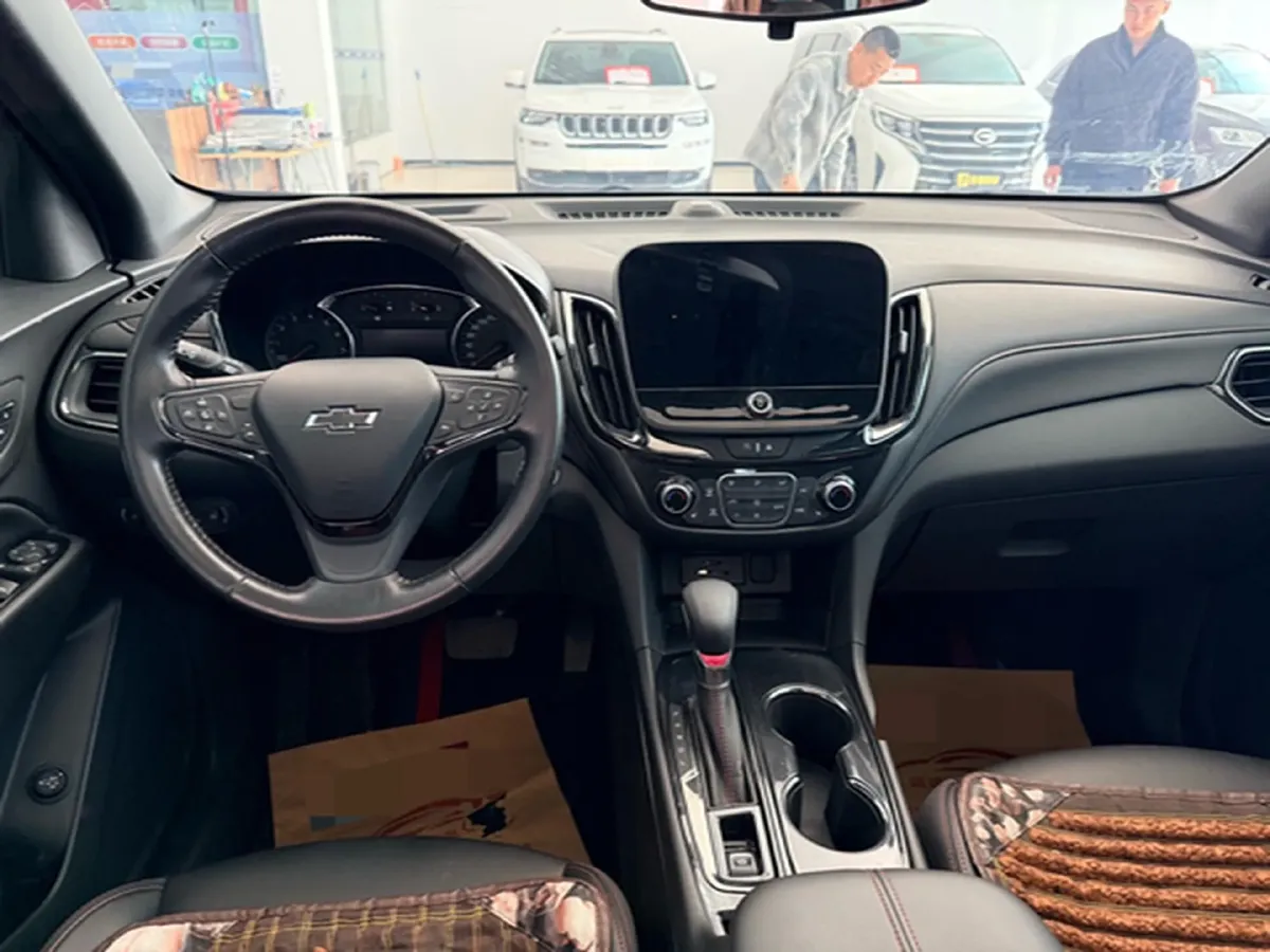 2023 Chevrolet Equinox 2.0T 237HP L4 9AT,autocango,china used car exporter,china ev exporter,chinese used car exporter,chinese used ev exporter