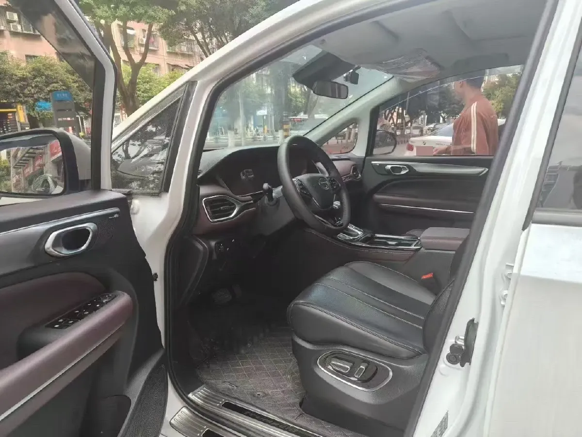 2023 GAC Trumpchi M6 1.5T 177HP L4 7DCT,autocango,china used car exporter,china ev exporter,chinese used car exporter,chinese used ev exporter