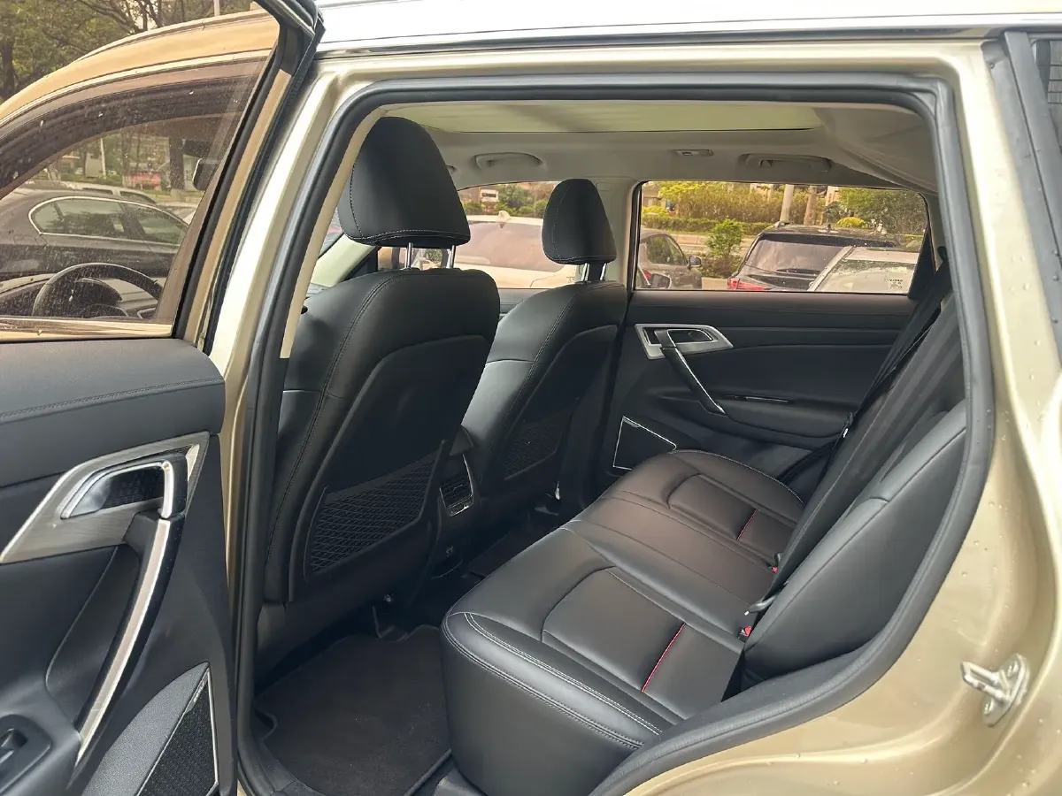 2018 Geely Azkarra 1.8T 184HP L4 6AT,autocango,china used car exporter,china ev exporter,chinese used car exporter,chinese used ev exporter