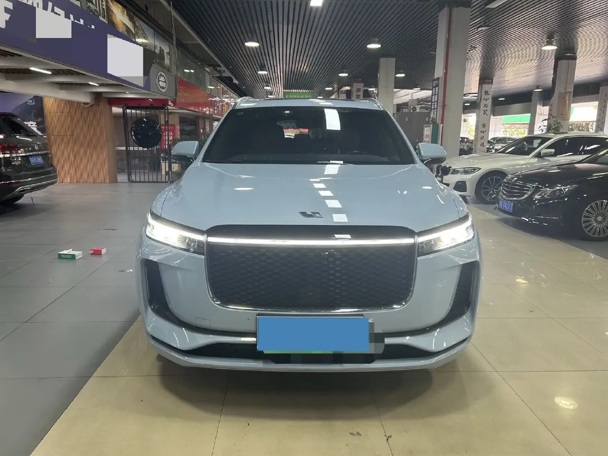 2020 Li ONE Range Extended 131HP REEV 40.5KWH,autocango,china used car exporter,china ev exporter,chinese used car exporter,chinese used ev exporter
