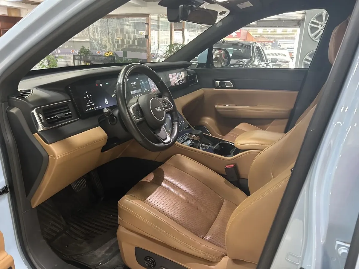2020 Li ONE Range Extended 131HP REEV 40.5KWH,autocango,china used car exporter,china ev exporter,chinese used car exporter,chinese used ev exporter