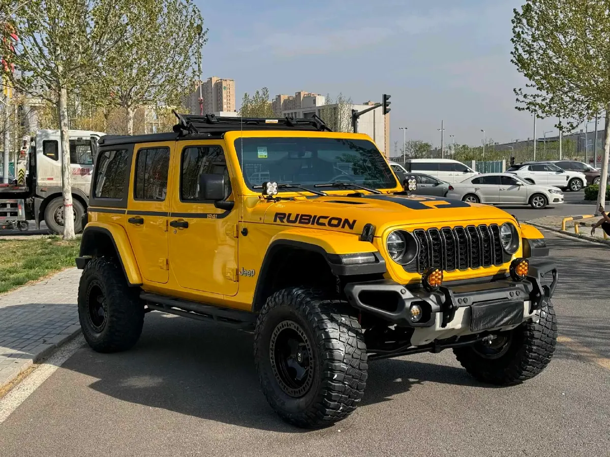 2019 Jeep Wrangler 2.0T 266HP L4 8AT,autocango,china used car exporter,china ev exporter,chinese used car exporter,chinese used ev exporter