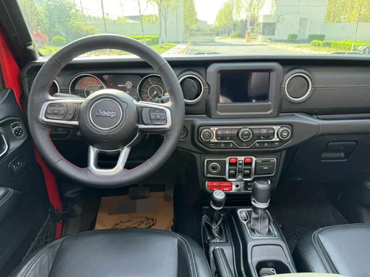2019 Jeep Wrangler 2.0T 266HP L4 8AT,autocango,china used car exporter,china ev exporter,chinese used car exporter,chinese used ev exporter
