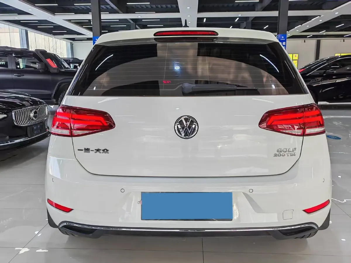 2020 Volkswagen Golf 1.2T 116HP L4 7DCT,autocango,china used car exporter,china ev exporter,chinese used car exporter,chinese used ev exporter