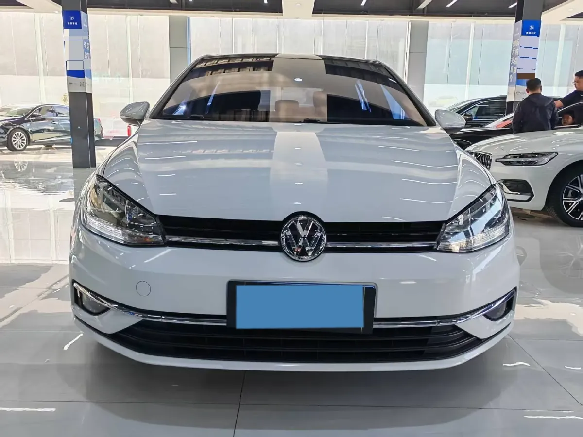 2020 Volkswagen Golf 1.2T 116HP L4 7DCT,autocango,china used car exporter,china ev exporter,chinese used car exporter,chinese used ev exporter