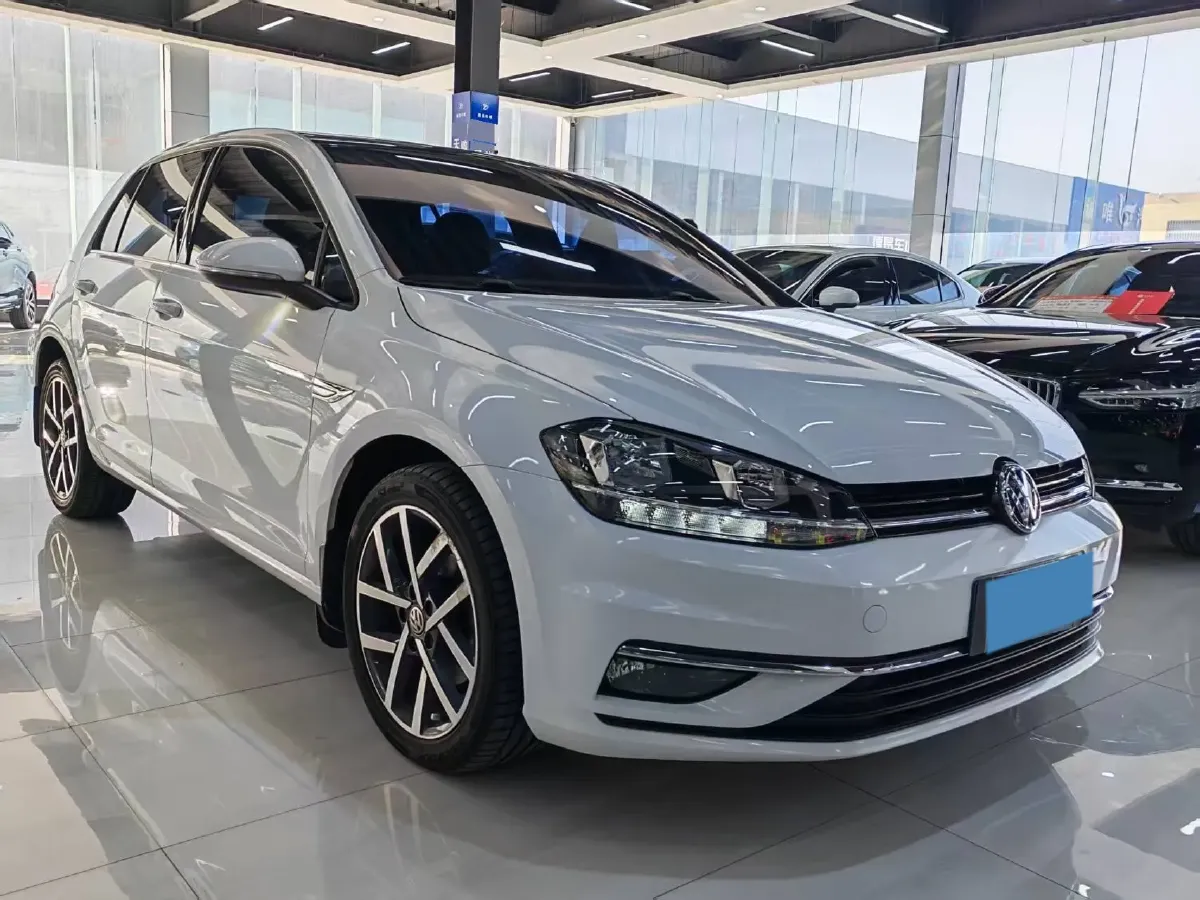 2020 Volkswagen Golf 1.2T 116HP L4 7DCT,autocango,china used car exporter,china ev exporter,chinese used car exporter,chinese used ev exporter