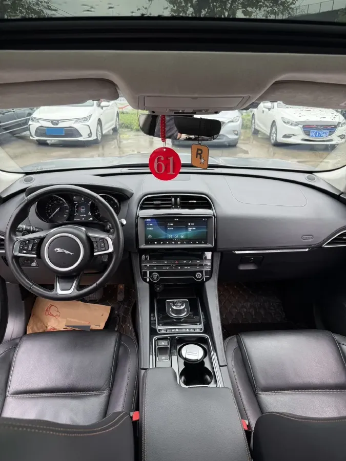 2020 Jaguar F-PACE 2.0T 250HP L4 8AT,autocango,china used car exporter,china ev exporter,chinese used car exporter,chinese used ev exporter