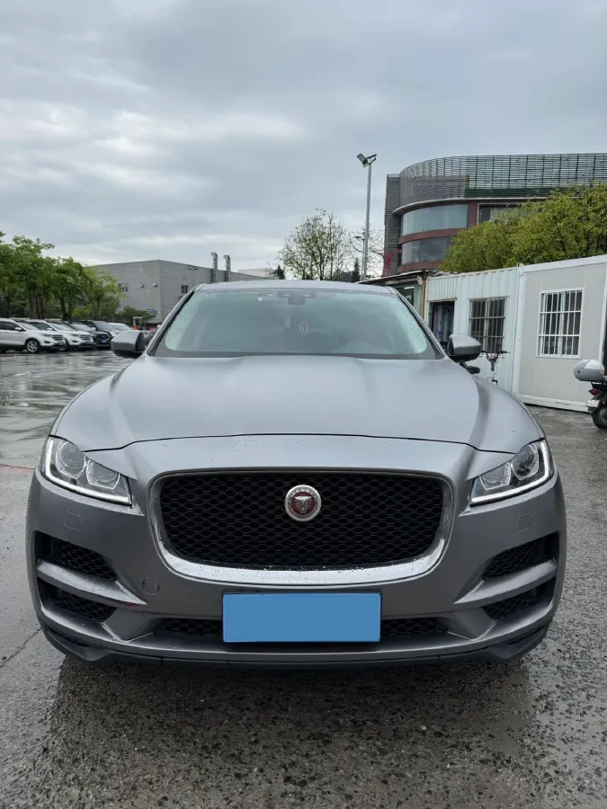 2020 Jaguar F-PACE 2.0T 250HP L4 8AT,autocango,china used car exporter,china ev exporter,chinese used car exporter,chinese used ev exporter