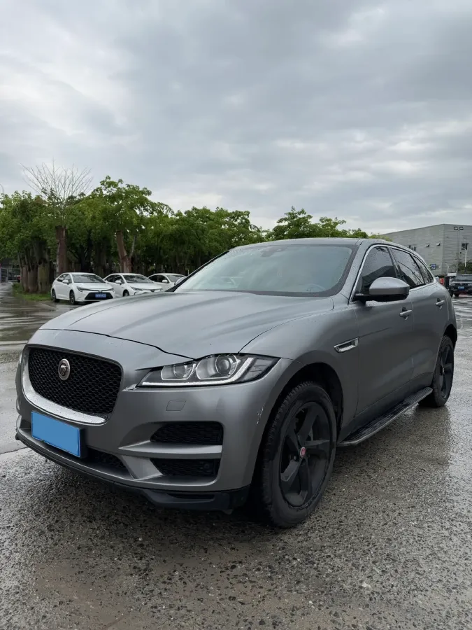2020 Jaguar F-PACE 2.0T 250HP L4 8AT,autocango,china used car exporter,china ev exporter,chinese used car exporter,chinese used ev exporter
