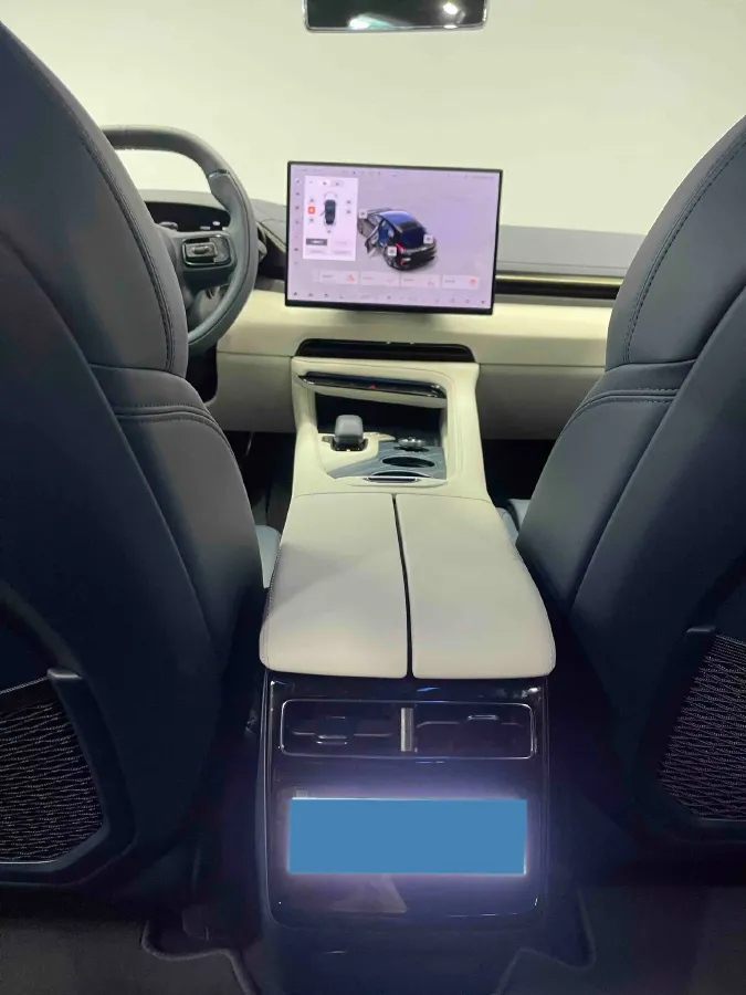 2025 Zeekr 001 BEV 100KWH,autocango,china used car exporter,china ev exporter,chinese used car exporter,chinese used ev exporter