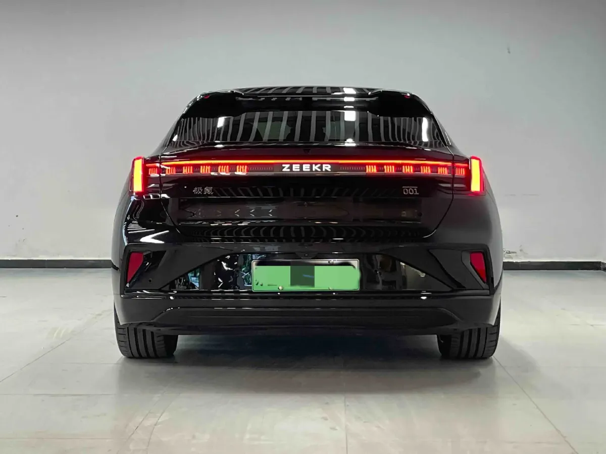 2025 Zeekr 001 BEV 100KWH,autocango,china used car exporter,china ev exporter,chinese used car exporter,chinese used ev exporter