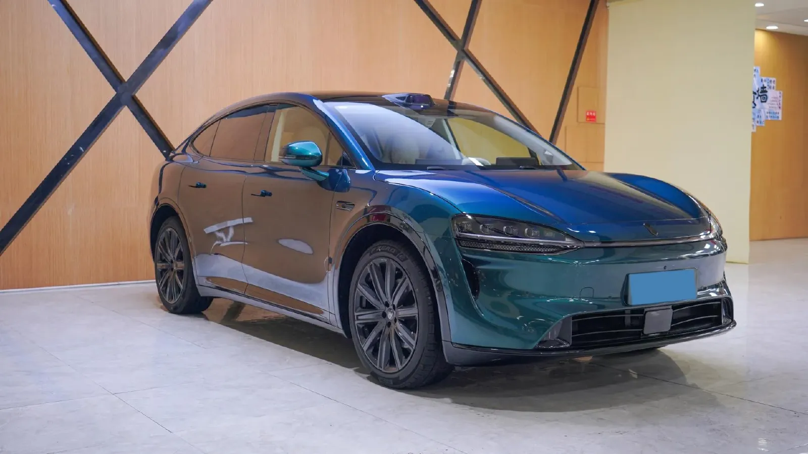 2026 Luxeed R7 REEV 156HP REEV,autocango,china used car exporter,china ev exporter,chinese used car exporter,chinese used ev exporter