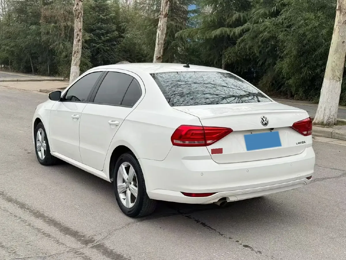 2017 Volkswagen Lavida 1.6L 110HP L4 6AT,autocango,china used car exporter,china ev exporter,chinese used car exporter,chinese used ev exporter