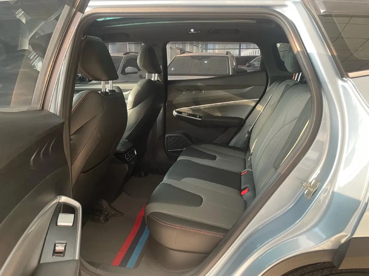 2023 Geely Azkarra 1.5T 181HP L4 7DCT,autocango,china used car exporter,china ev exporter,chinese used car exporter,chinese used ev exporter