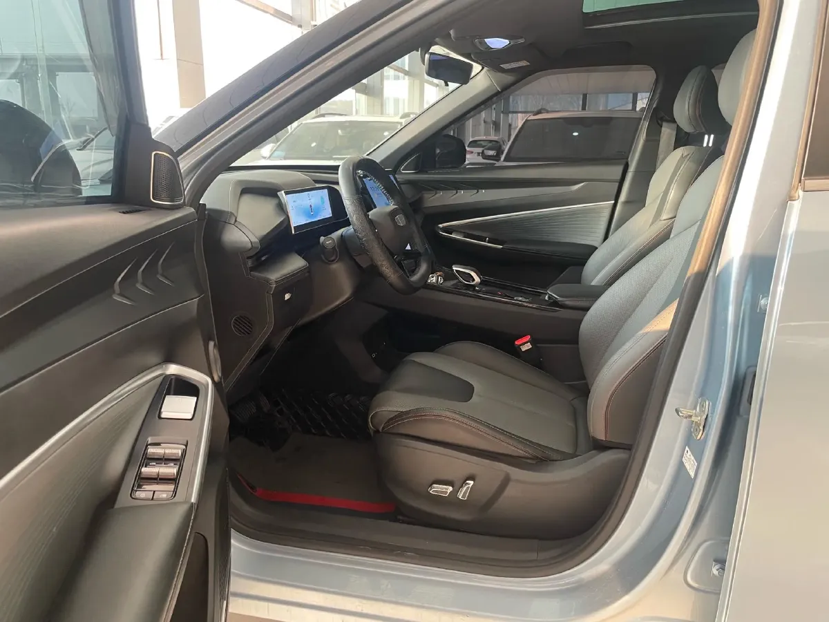 2023 Geely Azkarra 1.5T 181HP L4 7DCT,autocango,china used car exporter,china ev exporter,chinese used car exporter,chinese used ev exporter