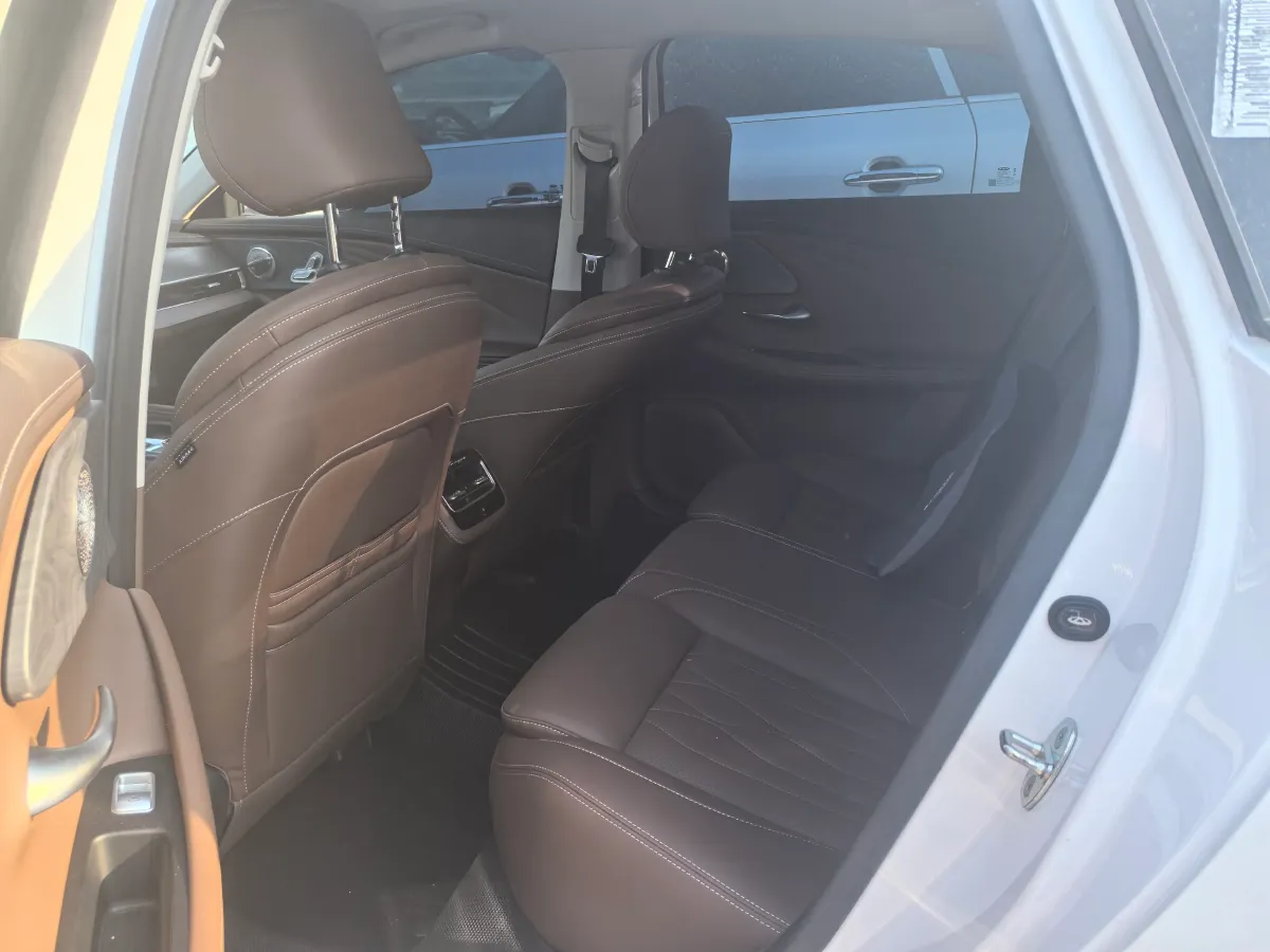 2023 Chery Arrizo 8 2.0T 254HP L4 7DCT,autocango,china used car exporter,china ev exporter,chinese used car exporter,chinese used ev exporter