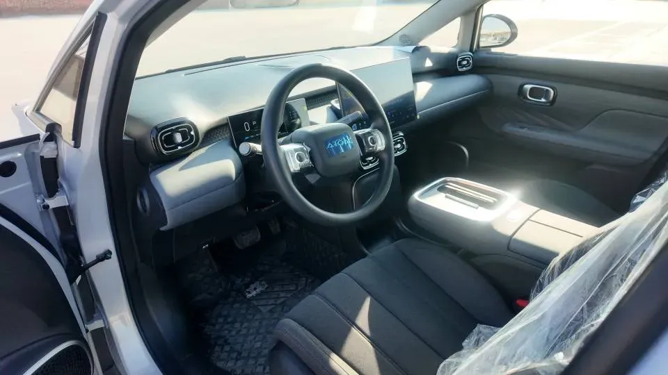 2025 Aion AION UT BEV,autocango,china used car exporter,china ev exporter,chinese used car exporter,chinese used ev exporter