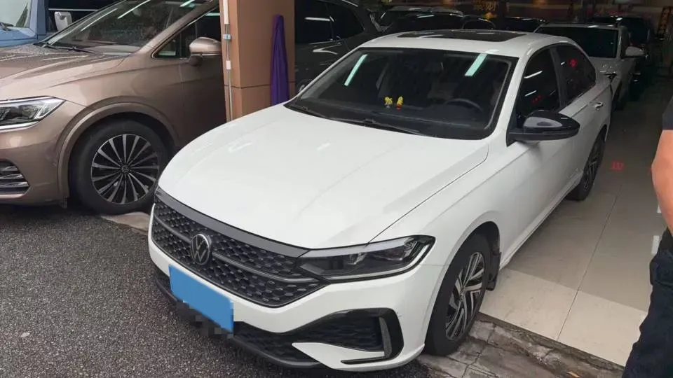 2023 Volkswagen Lavida 1.4T 150HP L4 7DCT,autocango,china used car exporter,china ev exporter,chinese used car exporter,chinese used ev exporter