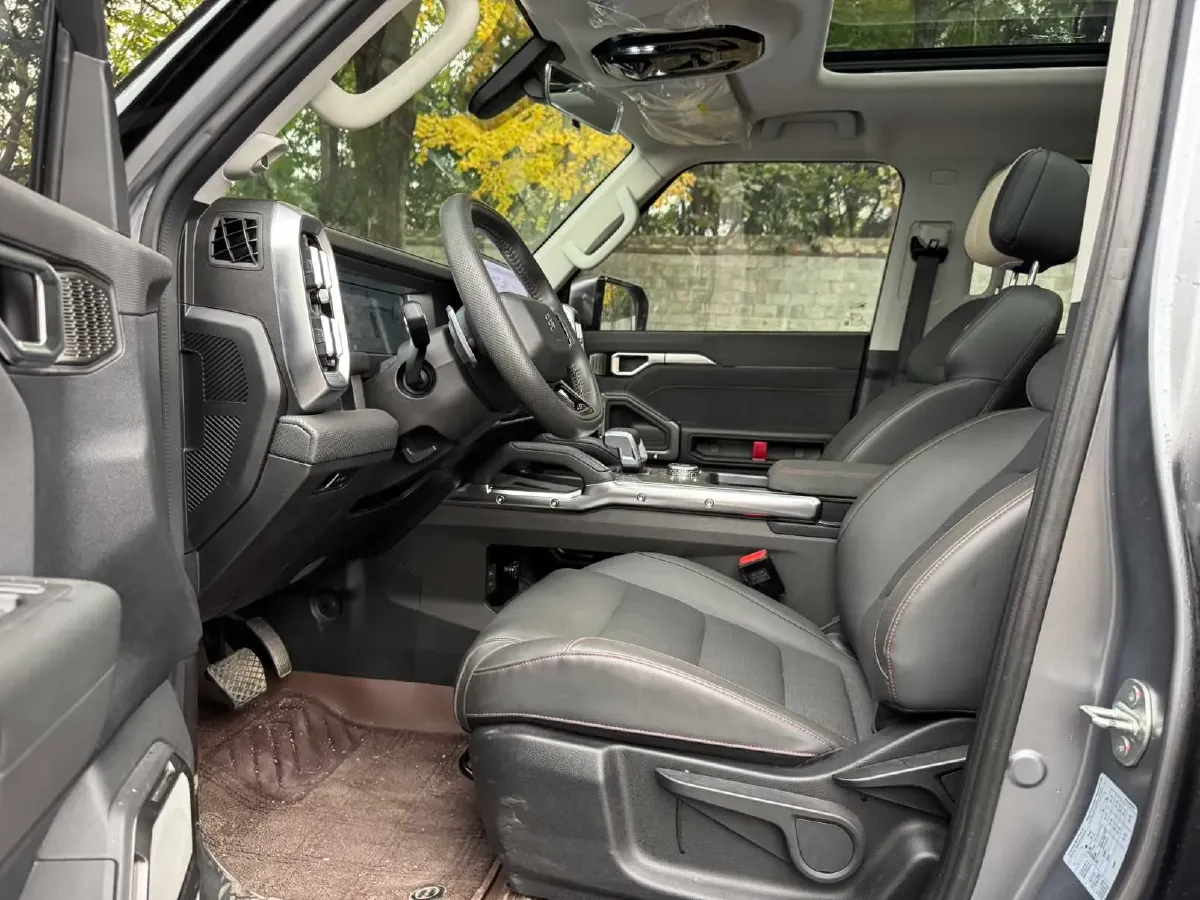 2023 Jetour Traveller 1.5T 184HP L4 7DCT,autocango,china used car exporter,china ev exporter,chinese used car exporter,chinese used ev exporter