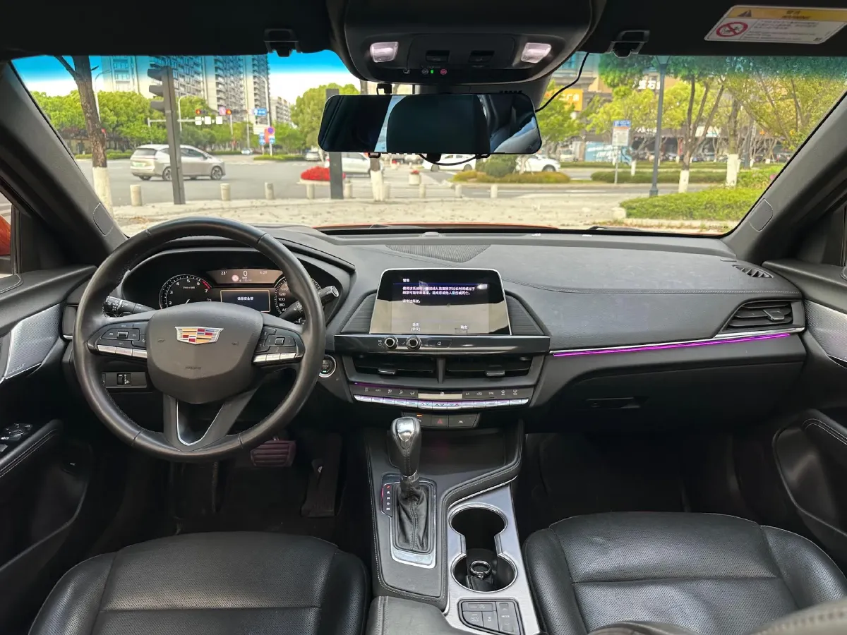 2023 Cadillac CT4 1.5T 211HP L4 8AT,autocango,china used car exporter,china ev exporter,chinese used car exporter,chinese used ev exporter