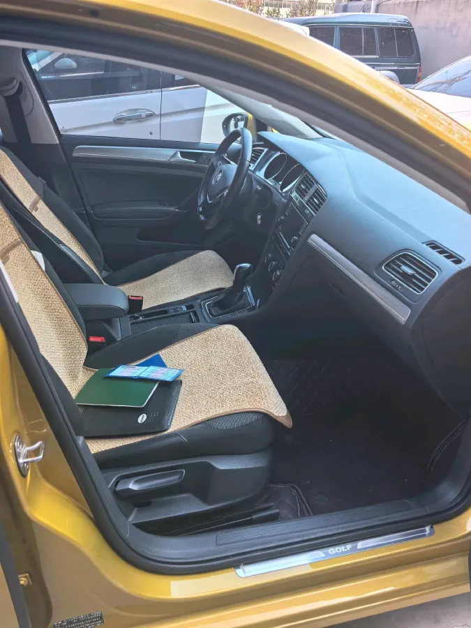 2018 Volkswagen Golf 1.6L 110HP L4 6AT,autocango,china used car exporter,china ev exporter,chinese used car exporter,chinese used ev exporter