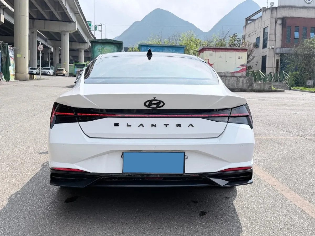 2021 Hyundai Elantra 1.5L 115HP L4 CVT,autocango,china used car exporter,china ev exporter,chinese used car exporter,chinese used ev exporter