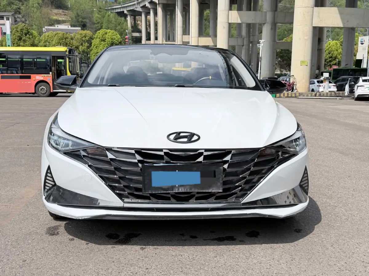 2021 Hyundai Elantra 1.5L 115HP L4 CVT,autocango,china used car exporter,china ev exporter,chinese used car exporter,chinese used ev exporter