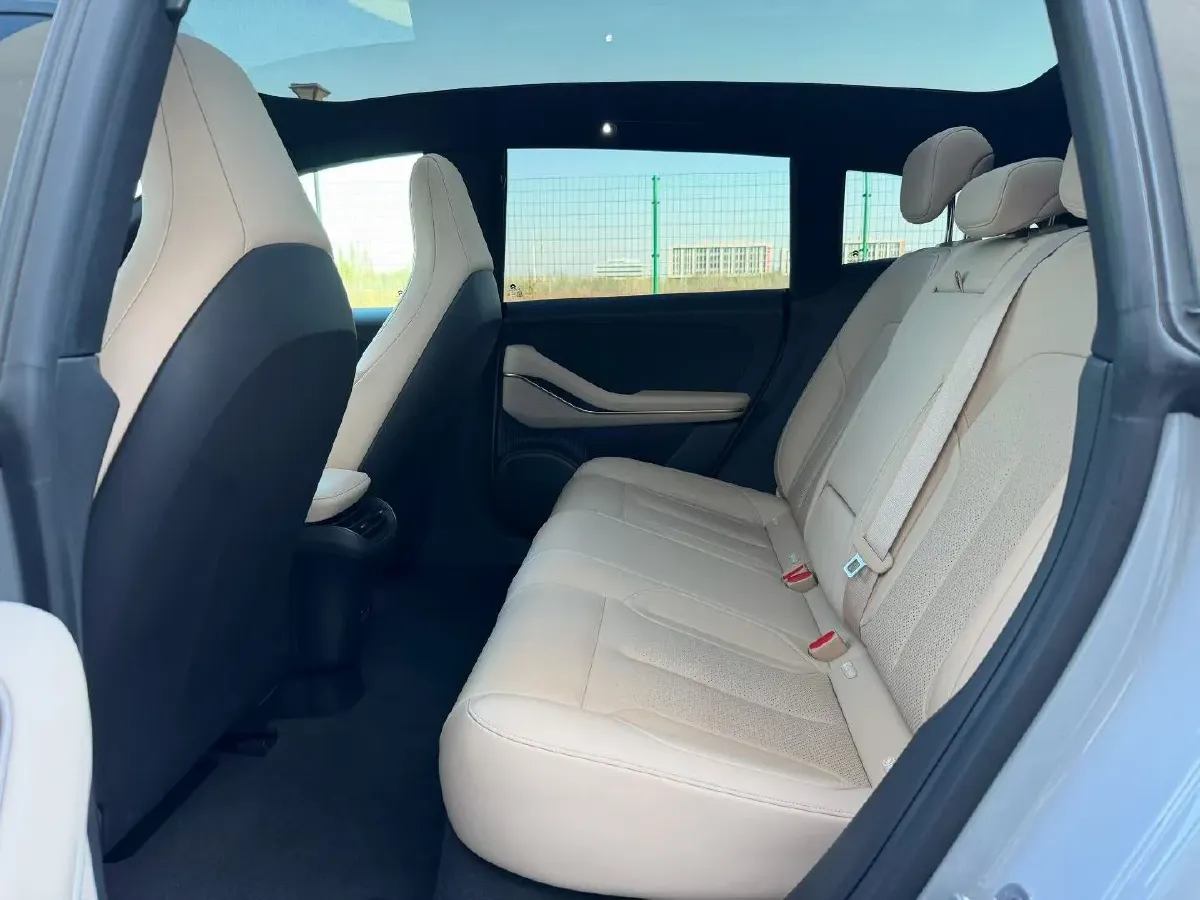 2023 NIO ET5T BEV 75KWH,autocango,china used car exporter,china ev exporter,chinese used car exporter,chinese used ev exporter