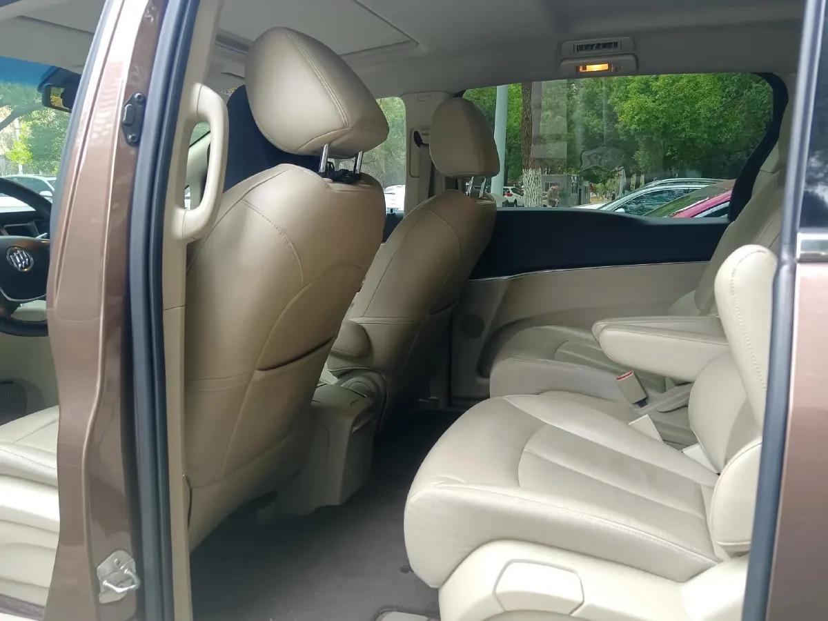 2018 Buick GL8 2.0T 260HP L4 6AT,autocango,china used car exporter,china ev exporter,chinese used car exporter,chinese used ev exporter