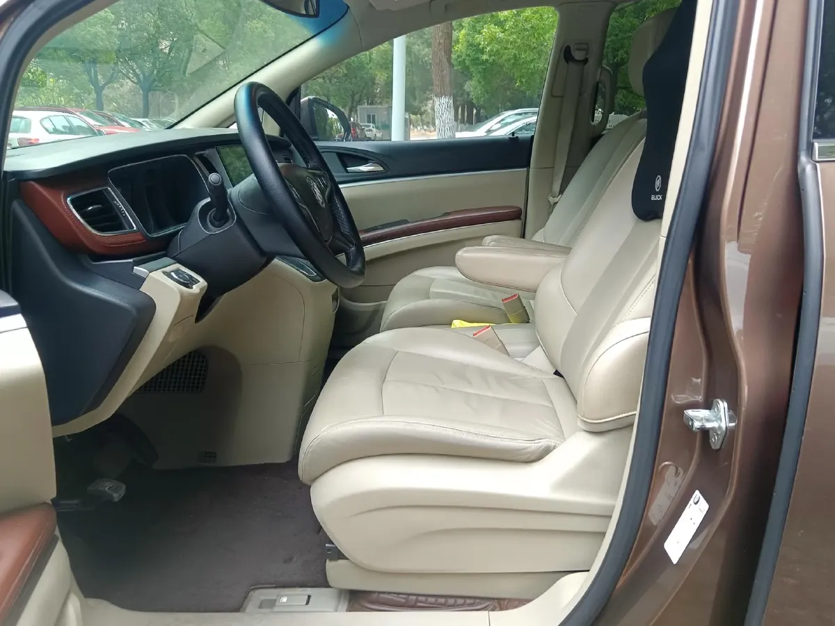 2018 Buick GL8 2.0T 260HP L4 6AT,autocango,china used car exporter,china ev exporter,chinese used car exporter,chinese used ev exporter