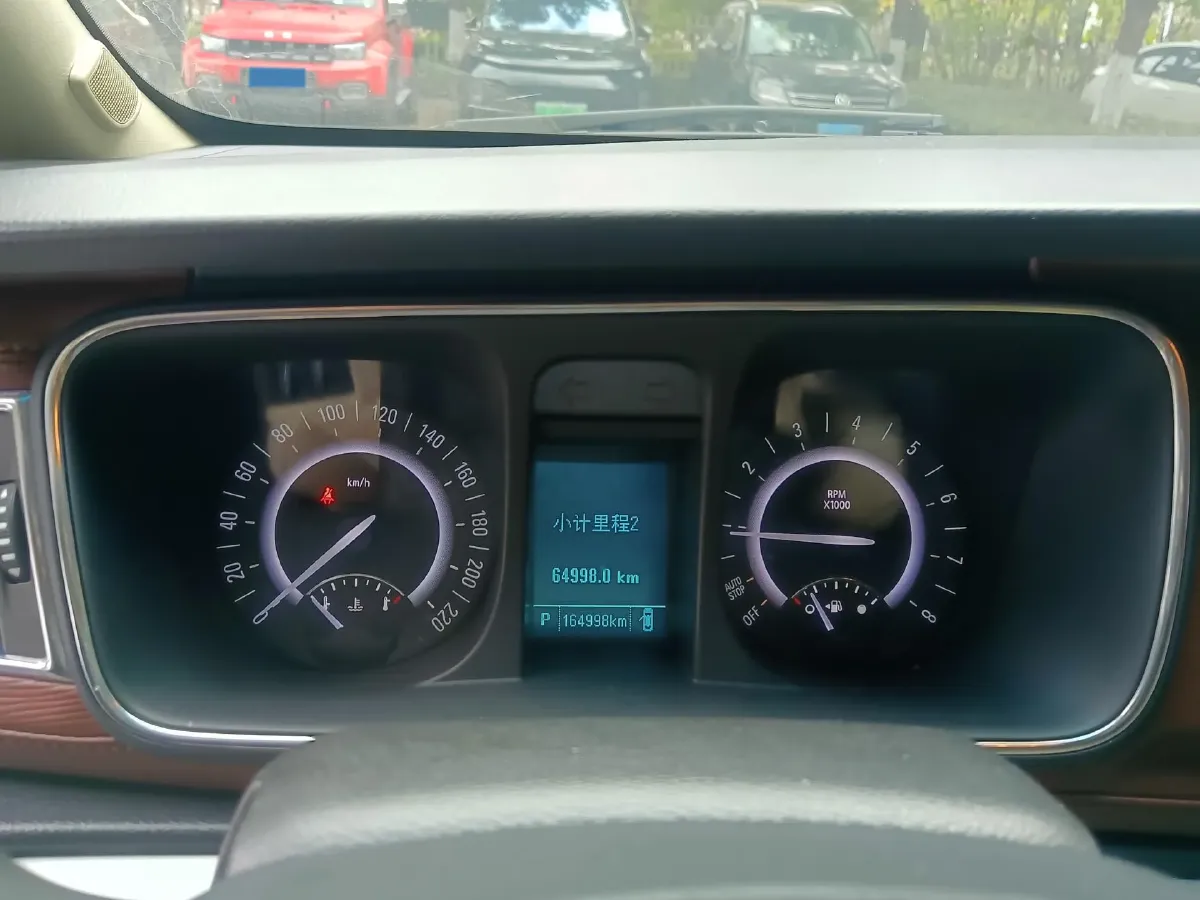 2018 Buick GL8 2.0T 260HP L4 6AT,autocango,china used car exporter,china ev exporter,chinese used car exporter,chinese used ev exporter