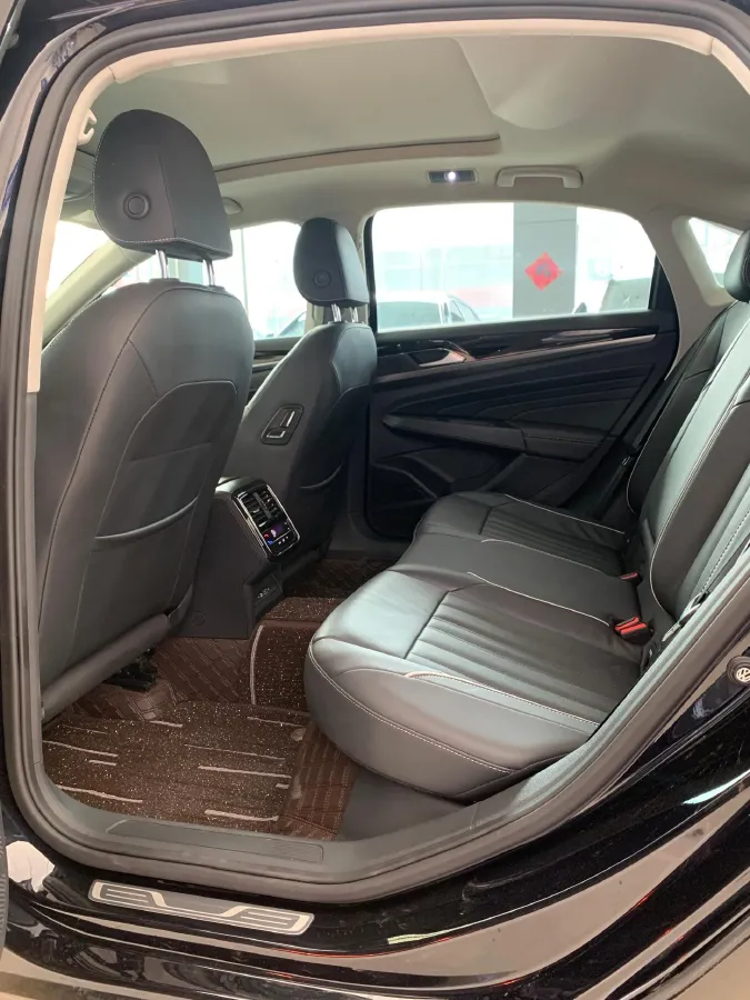 2023 Volkswagen Passat 2.0T 186HP L4 7DCT,autocango,china used car exporter,china ev exporter,chinese used car exporter,chinese used ev exporter