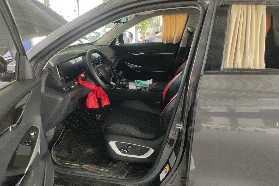 2021 ChangAn CS75 Plus 1.5T 178HP L4 6AT,autocango,china used car exporter,china ev exporter,chinese used car exporter,chinese used ev exporter