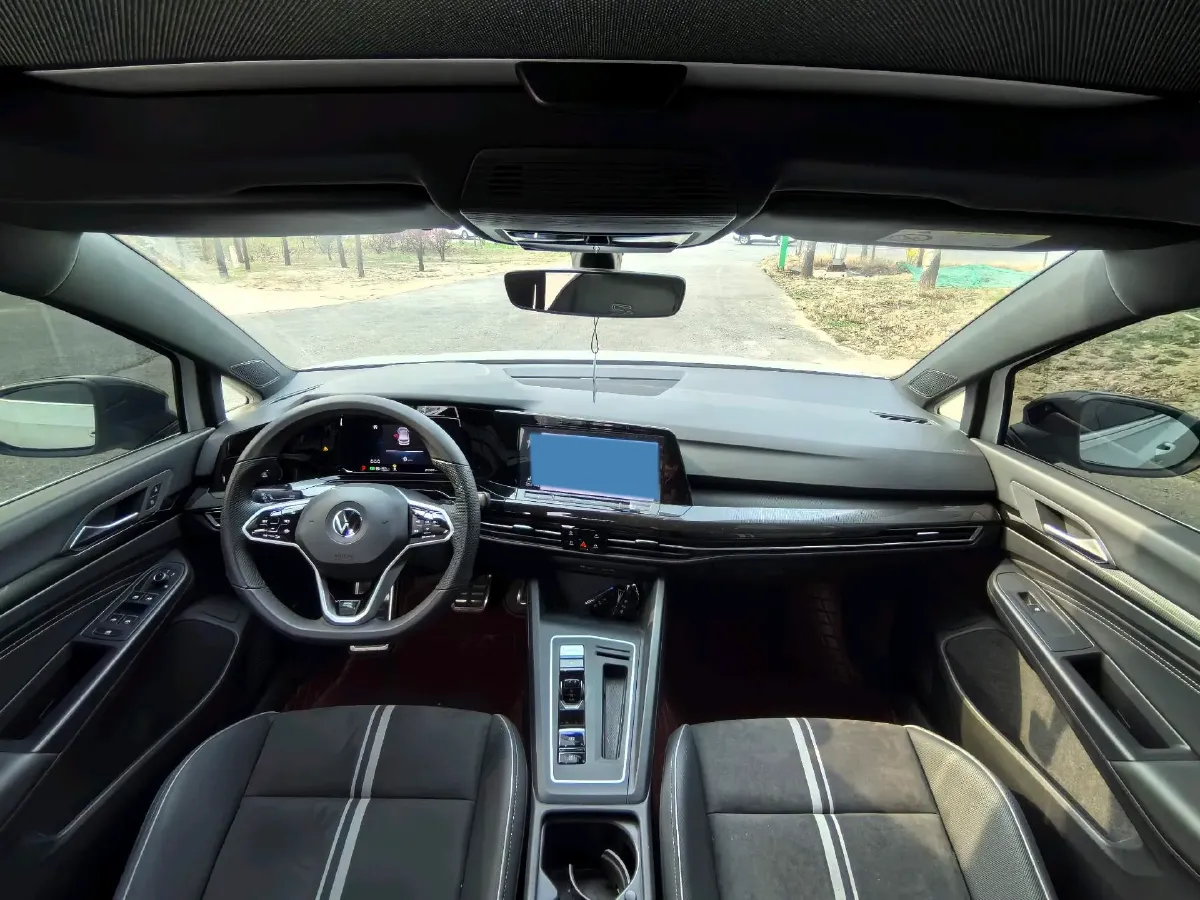 2023 Volkswagen Golf 1.4T 150HP L4 7DCT,autocango,china used car exporter,china ev exporter,chinese used car exporter,chinese used ev exporter