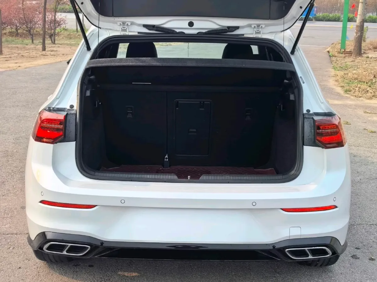 2023 Volkswagen Golf 1.4T 150HP L4 7DCT,autocango,china used car exporter,china ev exporter,chinese used car exporter,chinese used ev exporter