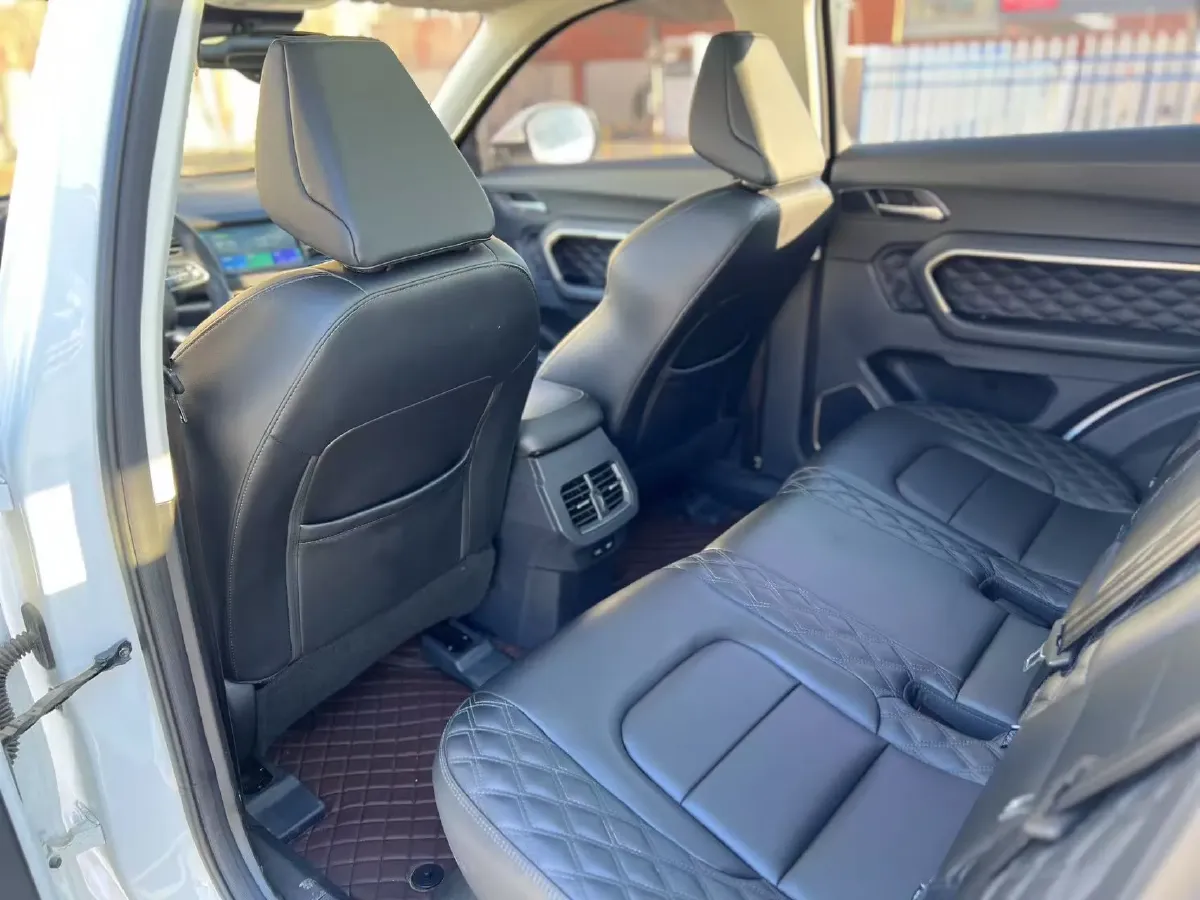 2020 Haval H6 1.5T 169HP L4 7DCT,autocango,china used car exporter,china ev exporter,chinese used car exporter,chinese used ev exporter