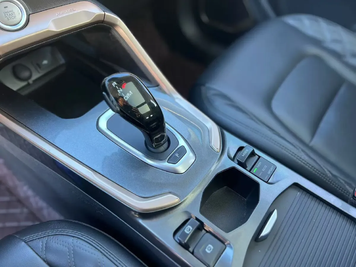 2020 Haval H6 1.5T 169HP L4 7DCT,autocango,china used car exporter,china ev exporter,chinese used car exporter,chinese used ev exporter