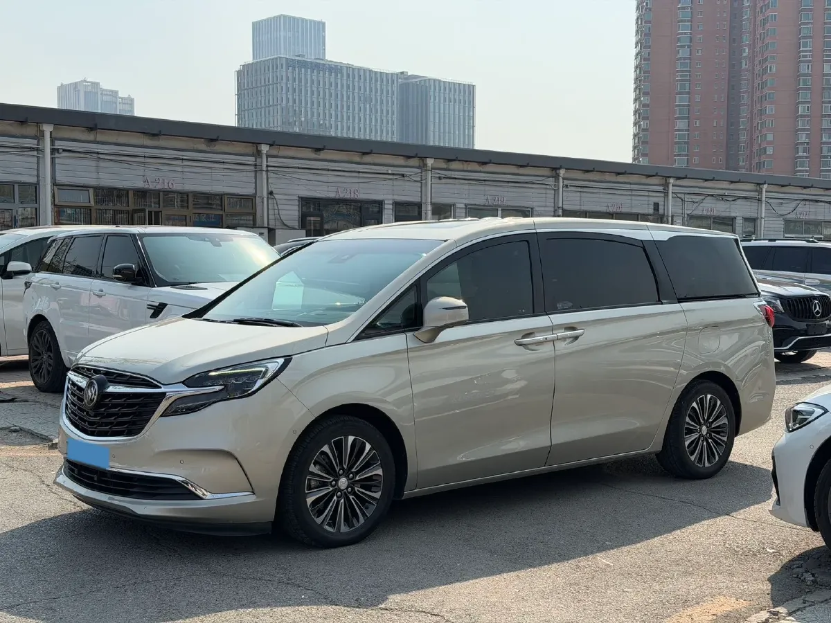 2021 Buick GL8 2.0T 237HP L4 9AT,autocango,china used car exporter,china ev exporter,chinese used car exporter,chinese used ev exporter