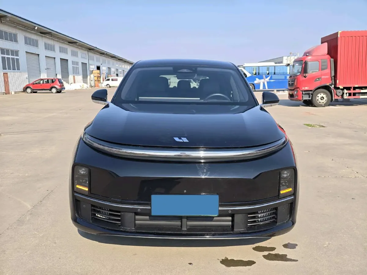 2023 Li L7 Range Extended 154HP REEV 40.9KWH,autocango,china used car exporter,china ev exporter,chinese used car exporter,chinese used ev exporter