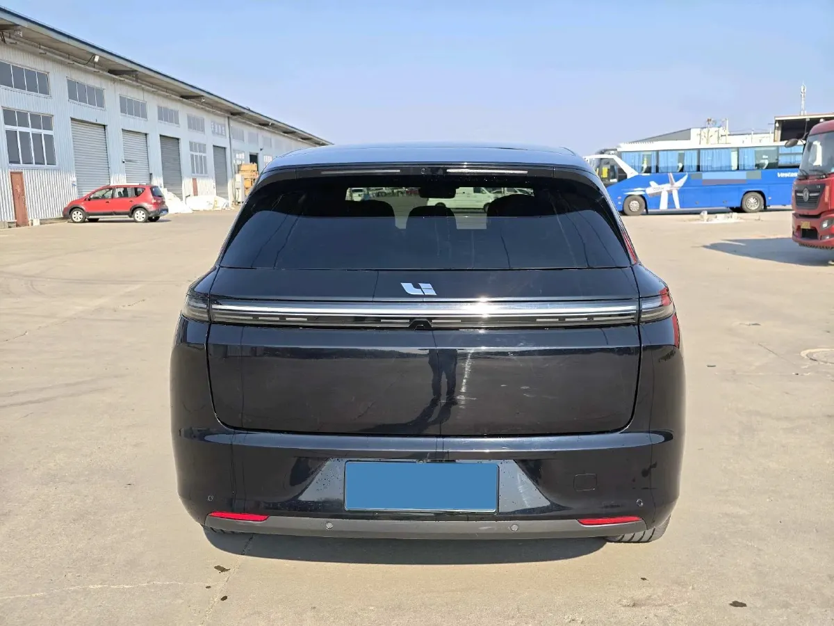2023 Li L7 Range Extended 154HP REEV 40.9KWH,autocango,china used car exporter,china ev exporter,chinese used car exporter,chinese used ev exporter