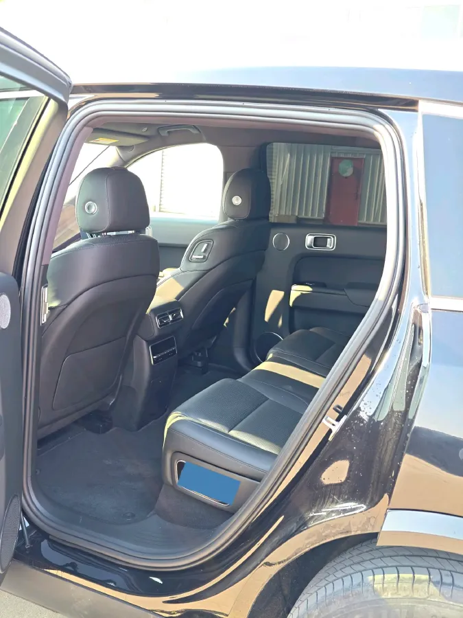 2023 Li L7 Range Extended 154HP REEV 40.9KWH,autocango,china used car exporter,china ev exporter,chinese used car exporter,chinese used ev exporter