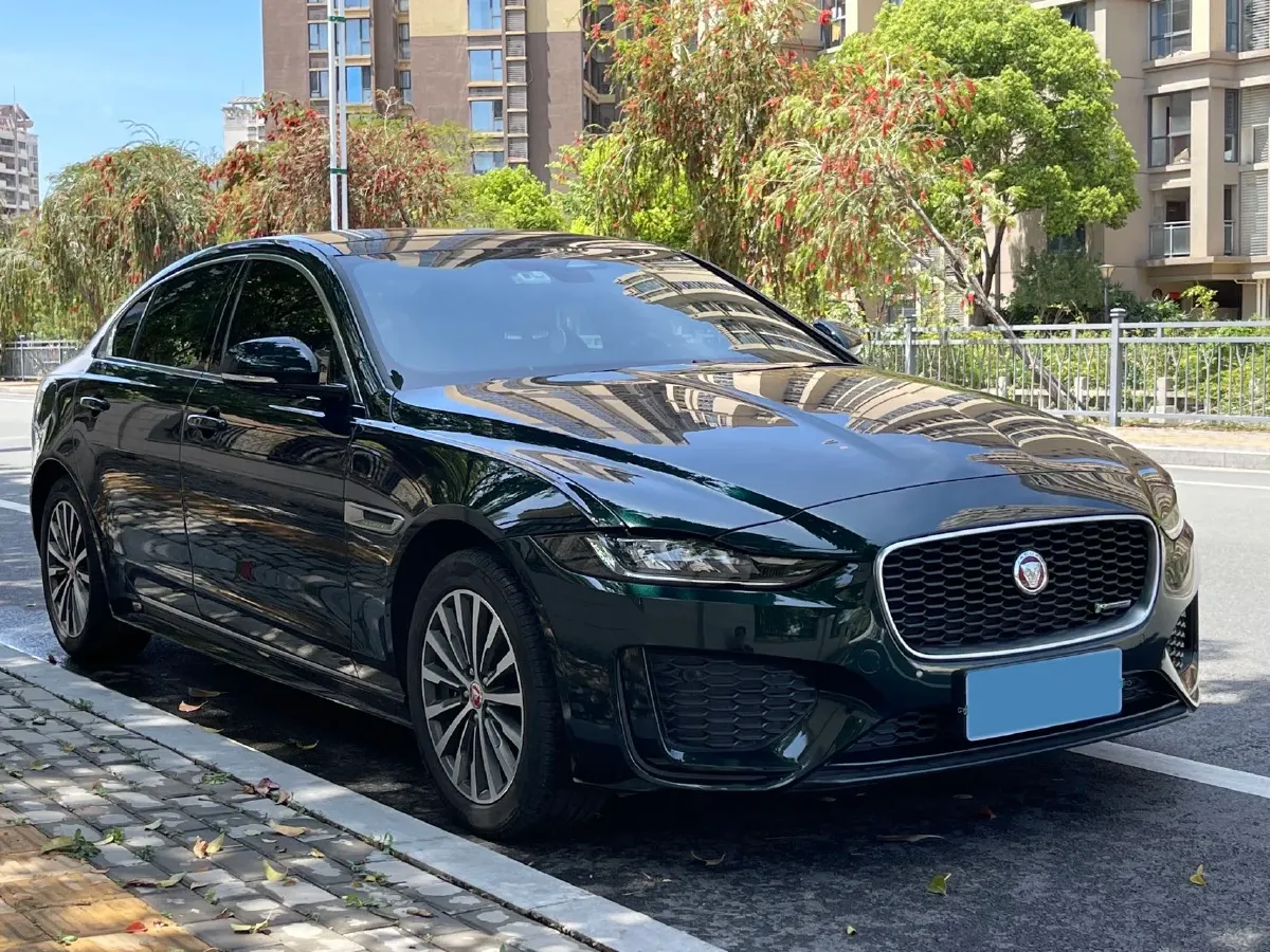 2023 Jaguar XEL 2.0T 200HP L4 8AT,autocango,china used car exporter,china ev exporter,chinese used car exporter,chinese used ev exporter