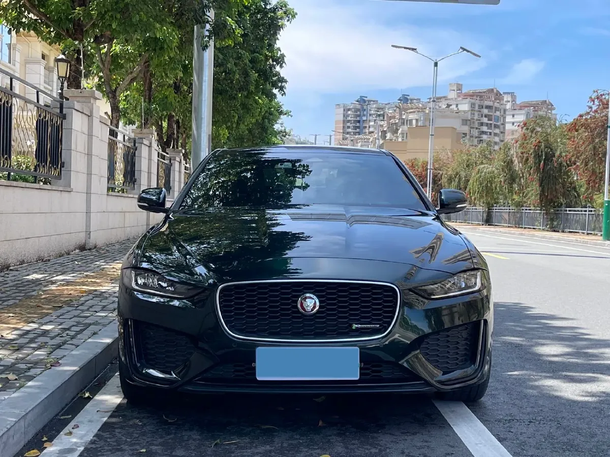 2023 Jaguar XEL 2.0T 200HP L4 8AT,autocango,china used car exporter,china ev exporter,chinese used car exporter,chinese used ev exporter
