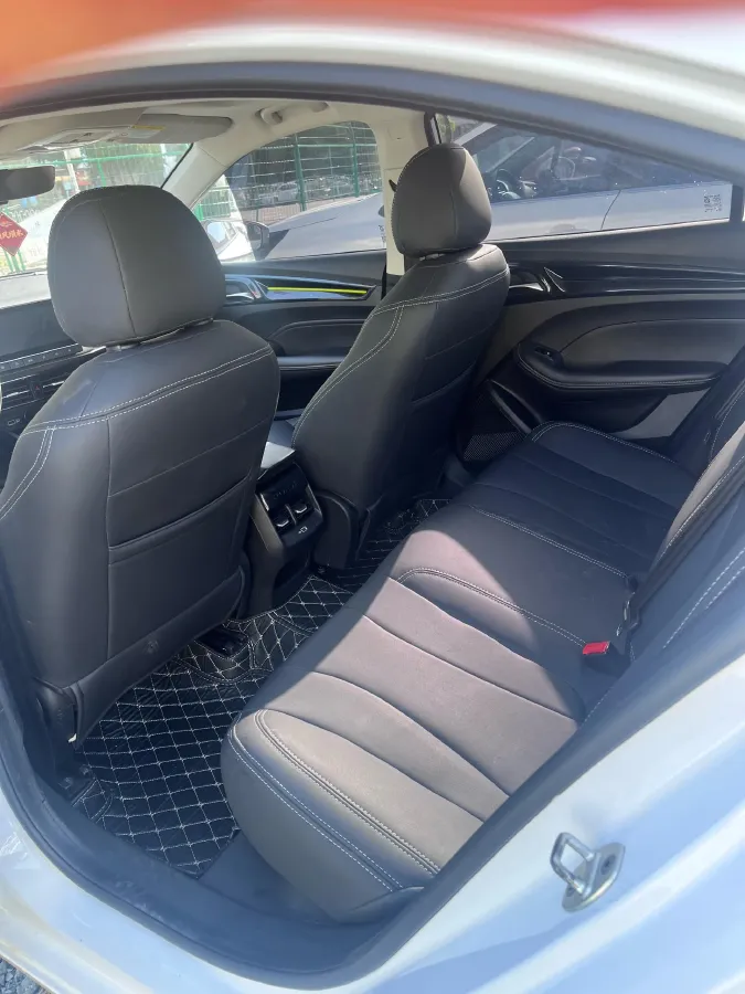 2021 Roewe i5 1.5L 120HP L4 CVT,autocango,china used car exporter,china ev exporter,chinese used car exporter,chinese used ev exporter