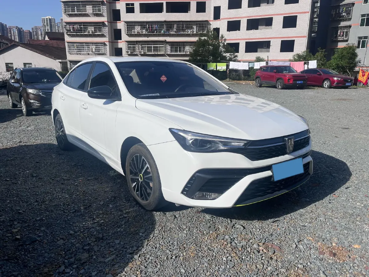 2021 Roewe i5 1.5L 120HP L4 CVT,autocango,china used car exporter,china ev exporter,chinese used car exporter,chinese used ev exporter