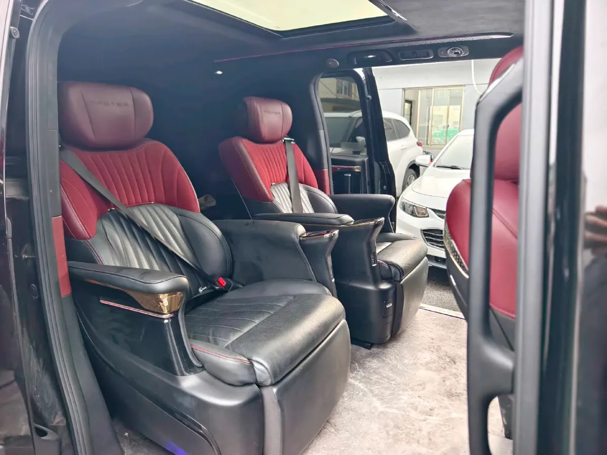 2023 GAC Trumpchi M8 2.0T 190HP L4 E-CVT Hybrid,autocango,china used car exporter,china ev exporter,chinese used car exporter,chinese used ev exporter