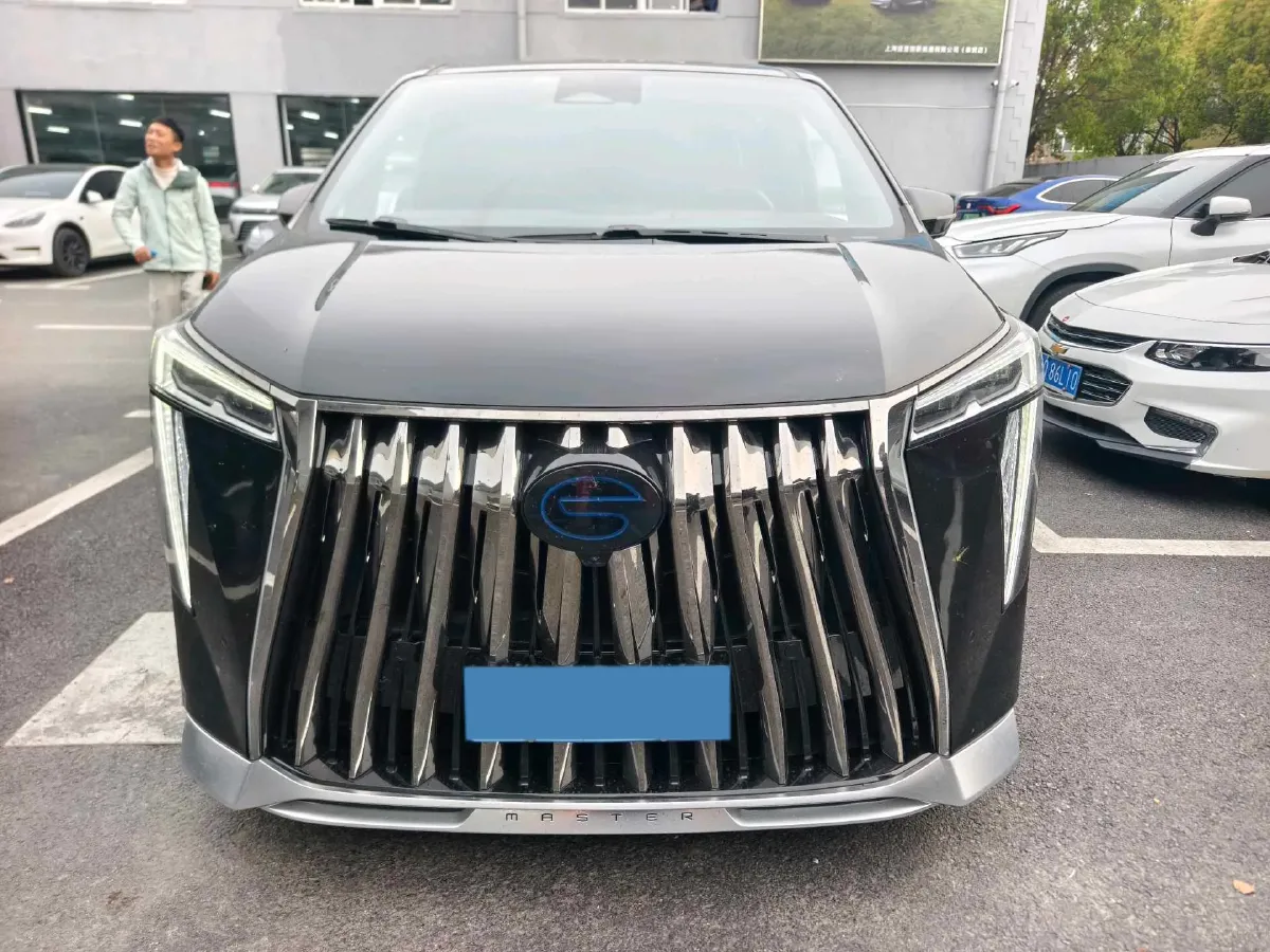 2023 GAC Trumpchi M8 2.0T 190HP L4 E-CVT Hybrid,autocango,china used car exporter,china ev exporter,chinese used car exporter,chinese used ev exporter