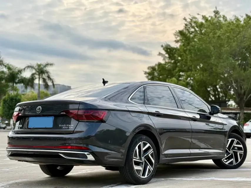 2024 Volkswagen Sagitar 1.5T 160HP L4 7DCT,autocango,china used car exporter,china ev exporter,chinese used car exporter,chinese used ev exporter