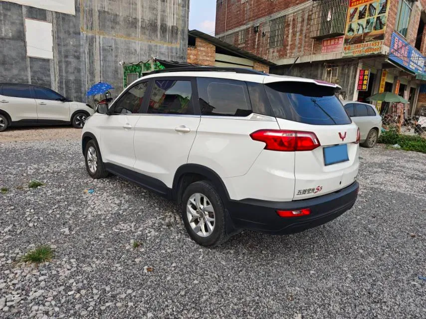 2019 WuLing HongGuang S3 1.5L 112HP L4 6MT,autocango,china used car exporter,china ev exporter,chinese used car exporter,chinese used ev exporter